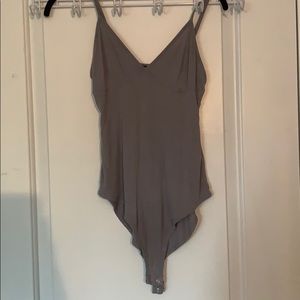 ⚠️2 FOR $8 SALE⚠️Ribbed bodycon bodysuit